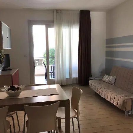 In 36147 Apartment *